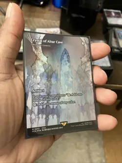 Crystal of Altar Cave - Chromatic Lantern (Showcase) Final Fantasy: FOIL - Image 2