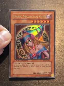 Yu-Gi-Oh! ULTRA RARE CARD DARK MAGICIAN GIRL RDS-ENSE2 LP - Image 3