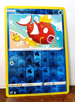POKEMON MAGIKARP 039/192 REVERSE HOLO REBEL CLASH LP PIKACHU IN BACKGROUND - Image 1