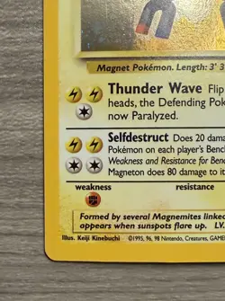 Magneton 9/130 Base Set 2 Unlimited Holo Rare Pokemon TCG Card - Image 2