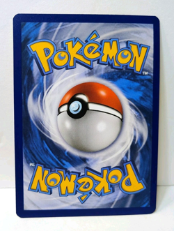 POKEMON MEW 32/68 RARE HIDDEN FATES NM NEAR MINT - Image 2