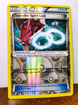 POKEMON GYARADOS SPIRIT LINK 101/122 REVERSE HOLO TRAINER BREAKPOINT MP-LP - Image 1