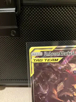 2016-19 Pokemon SM Black Star Promos Umbreon & Darkrai Tag Team #SM241 - Image 3