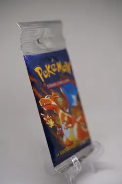 Pokemon TCG Base Set Unlimited Booster Pack Charizard Art WOTC Sealed Long Crimp - Image 4