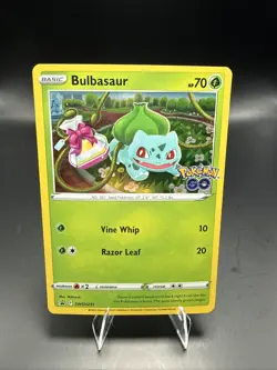 Pokemon TCG Bulbasaur SWSH231 Sword & Shield Black Star Promo Card - Image 1