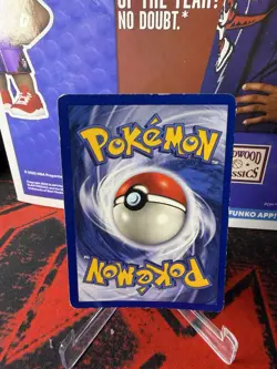 Pokemon TCG - Lapras - 10/62 - Fossil - HP Unlimited Holo Rare (1999) - Image 2