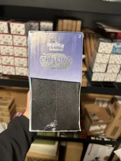 Pokemon TCG Sword & Shield Chilling Reign ETB Elite Trainer Box FACTORY SEALED 820650809712 - Image 2