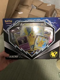 Pokemon TCG 2022 Pikachu V Box - BRAND NEW 820650851179 - Image 1