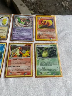 Mixed Pokemon Card Lot 40 - All in GREAT condition - Image 5