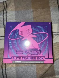Pokemon TCG Sword & Shield Fusion Strike ETB Elite Trainer Box - 8 pks - SEALED - Image 1