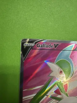 Pokemon Gallade v Sword and Shield Lost Origin 181/196 - Image 2