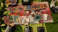 yugioh collection vintage lot, holos, old, new, rare, used - Image 4