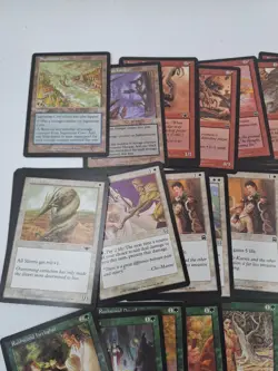 Magic: The Gathering CCG Mixed Card Lot Bundle Collectibles (5) T2160 HS2 - Image 2
