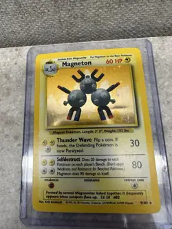 Pokemon TCG Magneton Base Set Holo Rare - Image 1