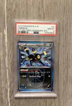 2013 Pokemon B&W Plasma Freeze UMBREON #64/116 PSA 8 - Image 1