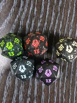 MTG , Avatar: The Last Airbender, Spindown D20 dice each one (5 dice in total) - Image 1