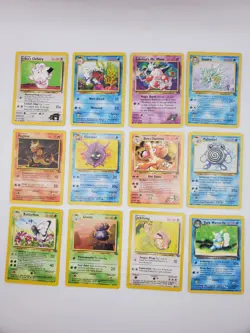 Pokemon Card 24 Non-holo Lot- Base Set BS2 Jungle Fossil Team Rocket Gym heroes - Image 4