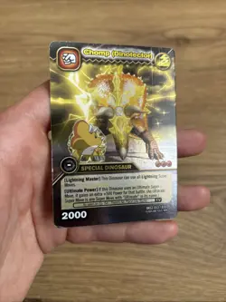 DKS2 033/035 CHOMP (DINOTECTOR) Dinosaur King Gold Rare Foil Trading Card 2009 - Image 4