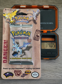 34.05g - Pokemon Fossil Booster Blister Pack Aerodactyl Artwork 1999 WOTC Sealed - Image 1