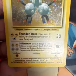 Pokemon Magneton Base Set 9/102 Holo Rare 60 HP Stage 1 English Card - Image 5
