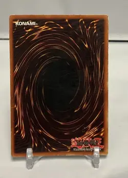 YUGIOH! Dark Magician BPT-001 Secret Rare HP 2002 Collectors Tin. HP - Image 2