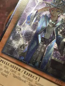 Spellbook Magician Of Prophecy - REDU-EN015 - Ultimate Rare - Unlimited - LP - Image 2