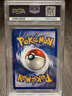 Pokemon TCG Venusaur Base Set Holo Shadowless Rare Card PSA 7 - Image 3