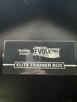 Pokemon Sword & Shield Evolving Skies Elite Trainer Box - Image 5