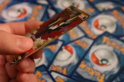 Pokemon Galarian Moltres v TCG Brilliant Stars Holo Card 183/172 Secret Rare - Image 4