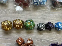 MAGIC THE GATHERING 100+ DIE DICE LOT PREOWNED D & D - Image 3