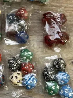MAGIC THE GATHERING 100+ DIE DICE LOT PREOWNED D & D - Image 4