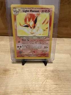 Pokemon Light Flareon 46/105 Neo Destiny Regular 80 HP Stage 1 - Uncommon - Image 1