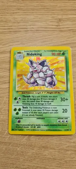 Pokemon Card Nidoking Rare Holo + 10 Pokemon Cards Bundle Pack Base Set - Image 1
