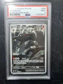 HOUNDOOM 066/064 PSA 9 SHROUDED FABLE ILLUSTRATION RARE POKEMON CARD ENGLISH - Image 1