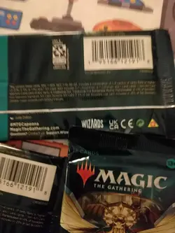 Lot of 3 Magic: The Gathering Streets of New Capenna Set Booster Packs - Image 5