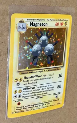 MAGNETON - 9/130 Base Set - 1999 - Holo - Rare Pokemon Card * EX / Near MINT - Image 2