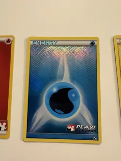 Pokemon TCG Reverse holo rare energy play stamped 2013 black & white - Image 3