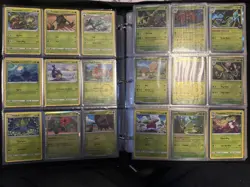 Pokemon TCG Binder Collection Lot - 500+ Cards - Binder Included! - Image 2