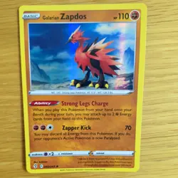 GALARIAN ZAPDOS 082/203 POKEMON CARD (EVOLVING SKIES SET) HOLO - Image 1