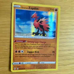 GALARIAN ZAPDOS 082/203 POKEMON CARD (EVOLVING SKIES SET) HOLO - Image 3