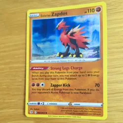 GALARIAN ZAPDOS 082/203 POKEMON CARD (EVOLVING SKIES SET) HOLO - Image 4