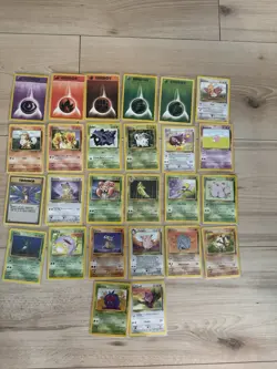 104 Vintage Pokemon Card Lot - WOTC 1999-2000 - Good Condition - All Sleeved - Image 2