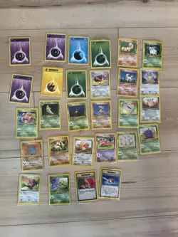 104 Vintage Pokemon Card Lot - WOTC 1999-2000 - Good Condition - All Sleeved - Image 4