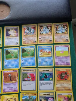 Pokemon TCG: Vintage Mixed Sets, 47 Cards Total. WOTC, Neo, Etc. - Image 3