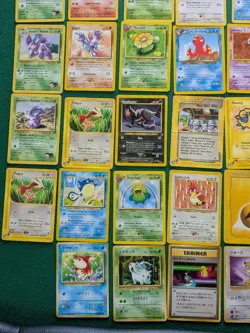 Pokemon TCG: Vintage Mixed Sets, 47 Cards Total. WOTC, Neo, Etc. - Image 4