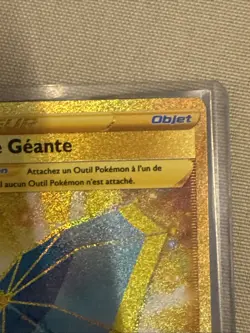 CARTE POKEMON OMBRELLE GEANTE 199/189 DRESSEUR GOLD TENEBRES EMBRASEES EB03 FR - Image 4