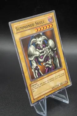 Summoned Skull SYE-005 Common 1st Edition YuGiOh TCG Light Play Condition LP ++ - Image 2