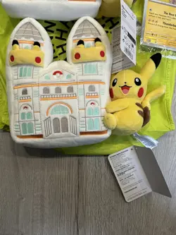 Pokemon - Pikachu at the Museum Natural History Promo + Plush + Booklet - New X2 - Image 4