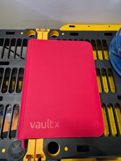 Red Vault X 9 Pocket Trading Card Zip Binder 360 Cards - Image 1