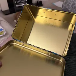 Pokemon TCG - Detective Pikachu Collectors Chest Tin Lunch Box - 2019 - Image 2